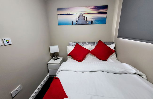 Comfortable Stay - LB Ave - Photo 9