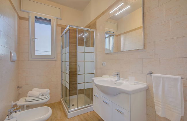 Le Bianche Apt. 3 -Terrace- Near The Sea - Foto 8