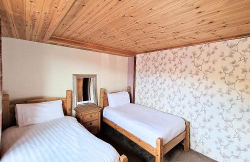 Torridon 1 with Private Hot Tub - Fife - Loch Leven - Lomond Hills- Pet Friendly - Photo 19