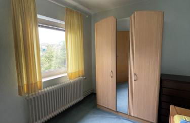 Entire house, quiet city location, garden, parking - Photo 7