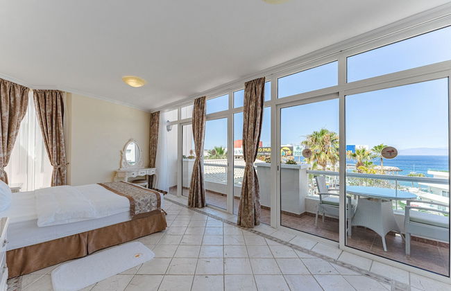 Flamingo Suites Boutique Hotel - Foto 7