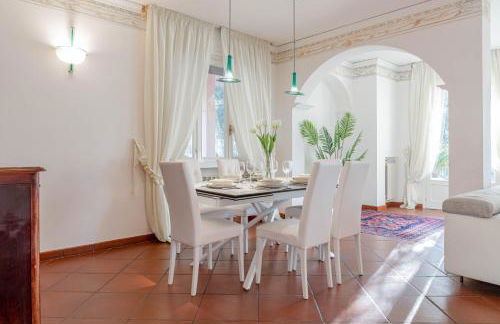 H11 [Villa Conchiglia] Piscina - Garage - Foto 21