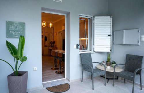 Peacock's Apartments - Foto 26