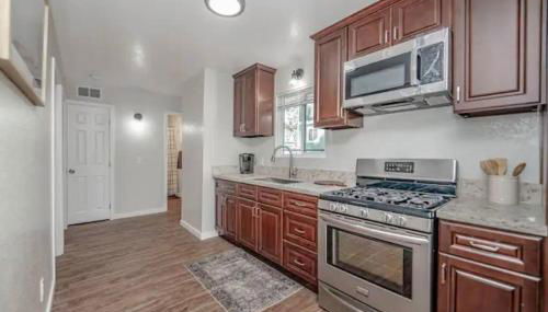 Bear Forest Hideaway, 5 Bed's, Indoor Fireplace! - Foto 3