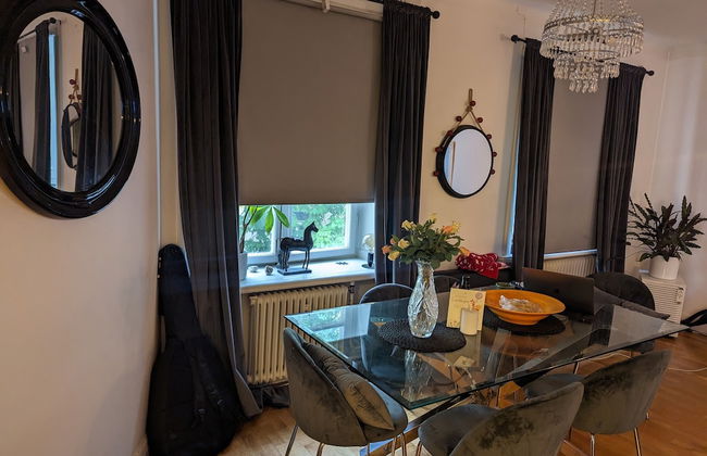 Stylish 2-bed Apartment in Central Stockholm - Photo 6