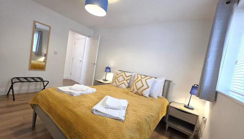 Stunning One Bed Flat at Dawe Luxury Suites - An Entire Apartment near Ely Cathedral & Train Station - The Perfect Base to Explore Ely, Cambridge, Norfolk & London - 2 Guests Max - Foto 5, towels