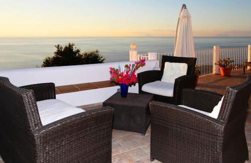 Villa DAMMUSO by Local House - private villa infinity pool & seaview - Foto 25