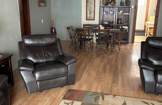 Portage Lakeside Cabins - Photo 36