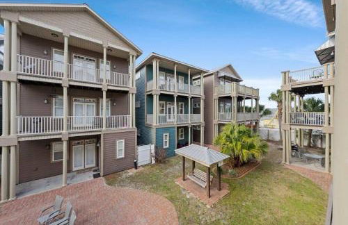 Modern Beach Haüs 4 min walk to beach w/ pool BBQ - Foto 7