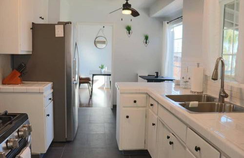 Modern La Cresta - Photo 4