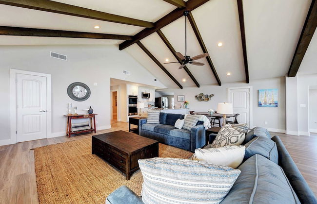 Waterfront Lake House With Hot Tub & Firepit - Foto 15