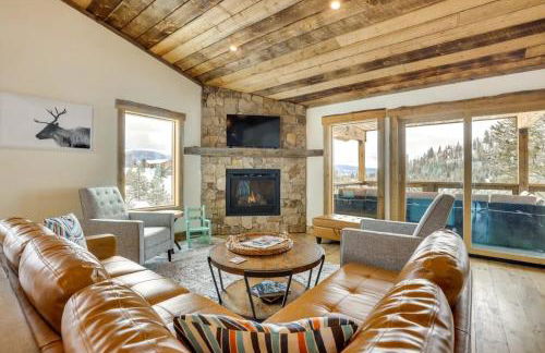 Luxe Cabin w/Hot Tub and Amazing Views - Foto 1