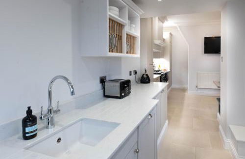 Renovated 3 Bedroom House in Lowton Pennington, free parking - Foto 7