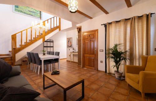 Villa en Valencia, piscina privada y metro 500m - Foto 12