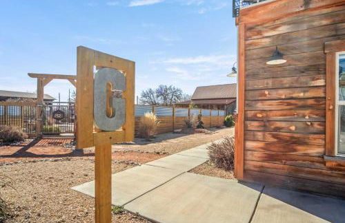 Timber & Tin G 2Bed 2Bath w Pool & Rooftop Deck - Foto 4