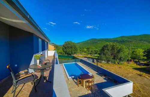 Idyllic Holiday Home With Private Pool, Sun Deck, and Organic Garden - Foto 7