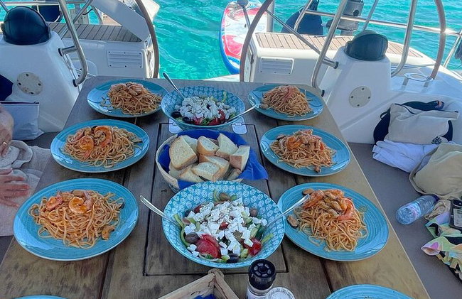 Tour privado de 3 horas al atardecer en Grecia con bebidas y refrigerios gratis - Foto 6