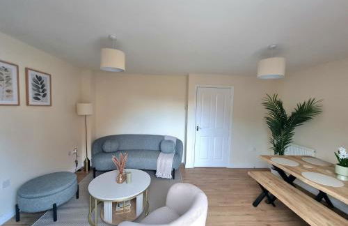 Stylish Spacious 4 Bed Townhouse near station with Parking & High Speed WiFi - Foto 16