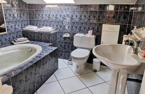 Appartement Vue Mer à Bastia, terrasse et piscine privée. - Photo 32