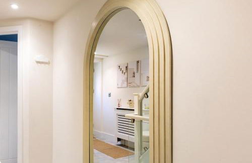 Lux Two Bedroom Home & Terrace in Stamford Centre - Foto 29