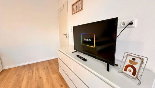 Ochtum Living - Self Check-In mit Smart-TV, zentral, WLAN, Balkon - Foto 2