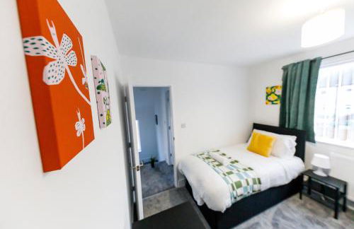 Spacious 2Bed - Great for Contractors - Driveway&Garden - Foto 56