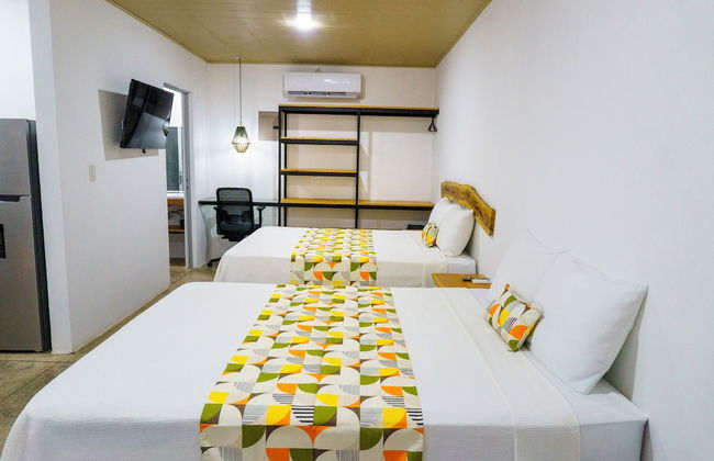 Nomad Living CR - Photo 20