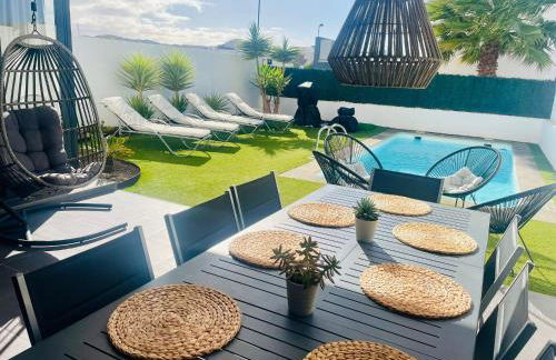 Villa Neo - Private Pool - 8 minutes Corralejo, mini Gym!! - Foto 1