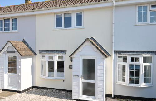 Shrimper's Cottage - Photo 1