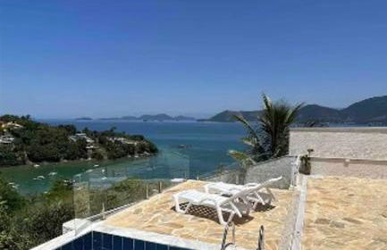 Casa em Angra com 4 quartos, churrasqueira, piscina, sinuca e quadra privativa - Foto 1