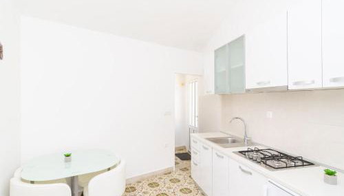 Apartments & Rooms Bari i -Comfort One Bedroom Apartment with Balcony and Garden View Apt Preko-5 - Foto 3