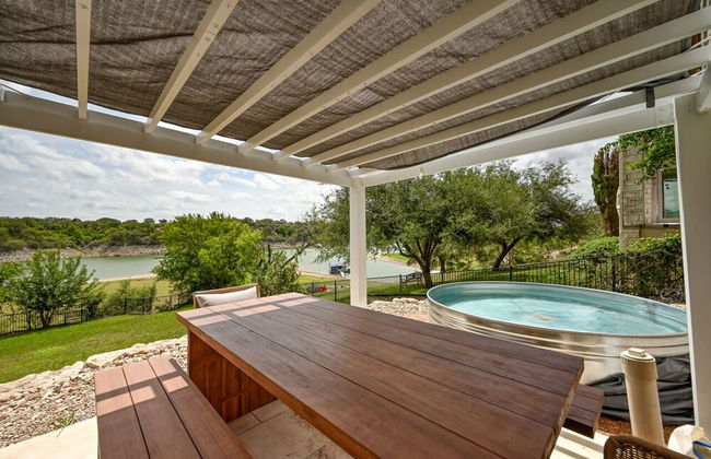 Luxury Lakefront Home-private Dock - Dipping Pool! - Foto 38