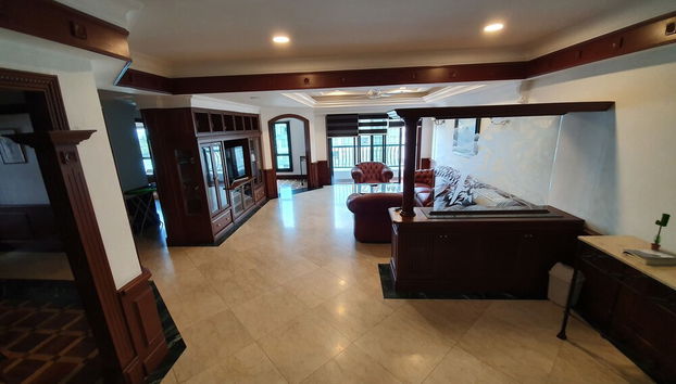 Coin salon dans le hall