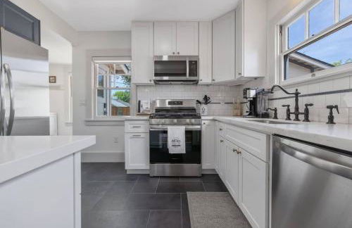 2 bed, 2 bath, historic beauty, walk downtown - Foto 20