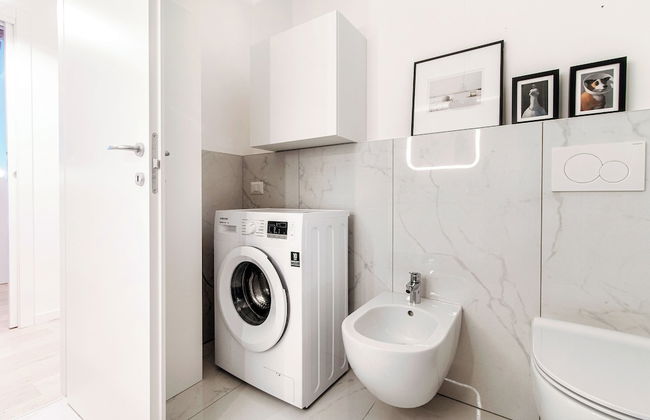 Pleasant Family Apt next to Lake Como - Photo 21