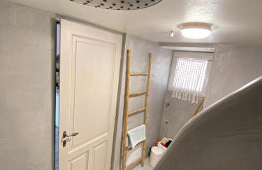 Persephone - Photo 30