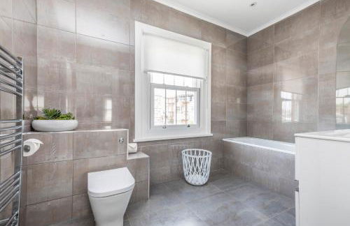 Ashbys Deluxe Studios with Free Spa included - Foto 46