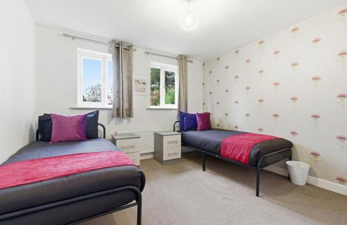 4 bedroom detached house 4 bathrooms - Foto 15