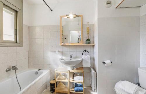 Porte De France - Apartment with Terrace - Happy Rentals - Foto 8