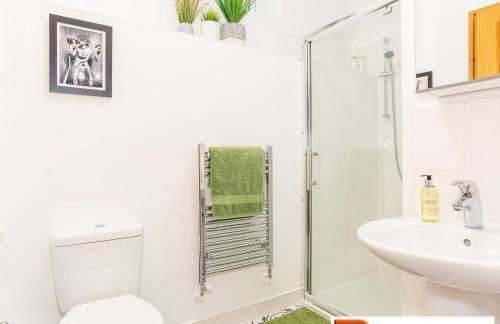 ByEvo Oswestry Barn - Quirky romantic retreat or Cosy contractor base - Foto 20