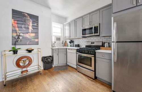 Modern Home 4BR 3BA - 20 Min to Timesquare - Foto 13