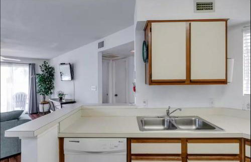 Charming Coastal Escape - BC52 - Foto 28