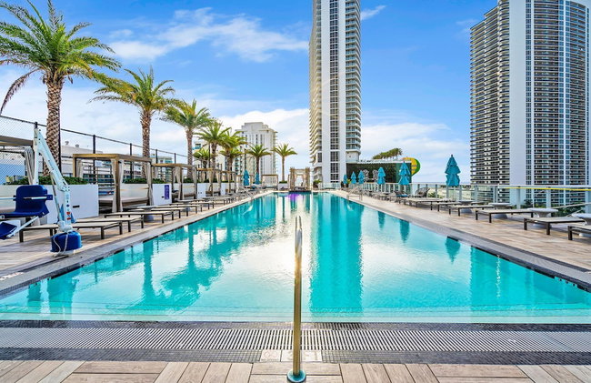 2BR Ocean Penthouse - Private Terrace & Hot Tub - Foto 33