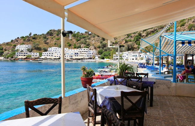 Spiros Beach Villa Large Private Pool Walk to Beach Sea Views A C Wifi Car Not Required - 971 - Foto 29