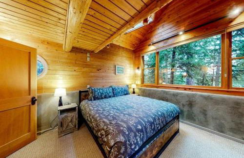 Immaculate Cabin Rental with a Hot Tub next to Lake Pend Oreille in Bonner County, Idaho - Foto 7