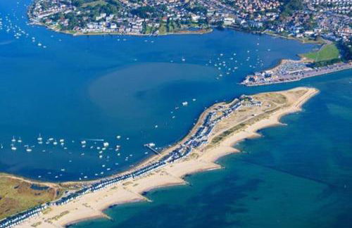 The Firs - Apartment next to Beach & Forest - Pets are free - Photo 17