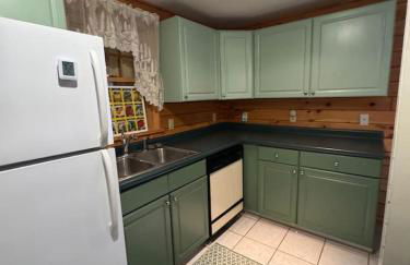 Allen Falls Private Woodland Cabin on 30 acres - Foto 7