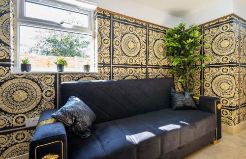 Lux Versace Pad Sleeps 10 Hot Tub, Cinema & Games Room - Foto 10