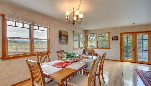 Montrose Family Home with Yard and Fruit Trees! - Foto 3