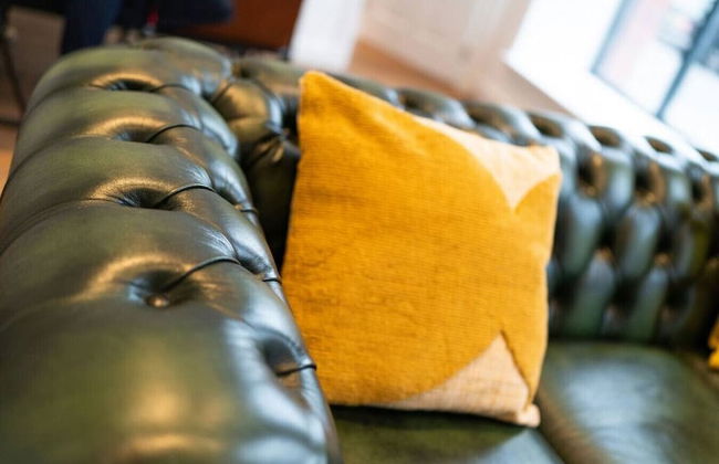 Bissets Bond - Converted Warehouse - Photo 3